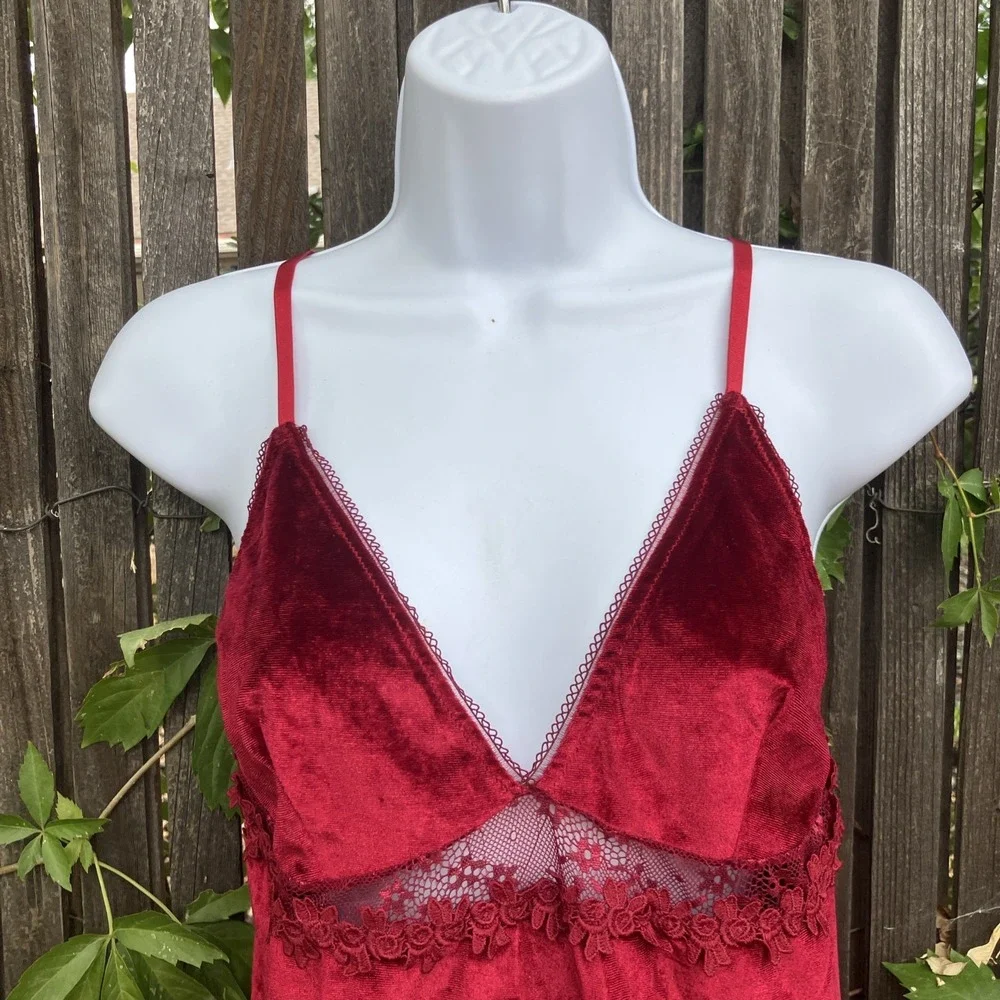 Velvet Red‎ Babydoll Lace Embroidered Top Vampcore Whimsigoth Dark Fairy M/L